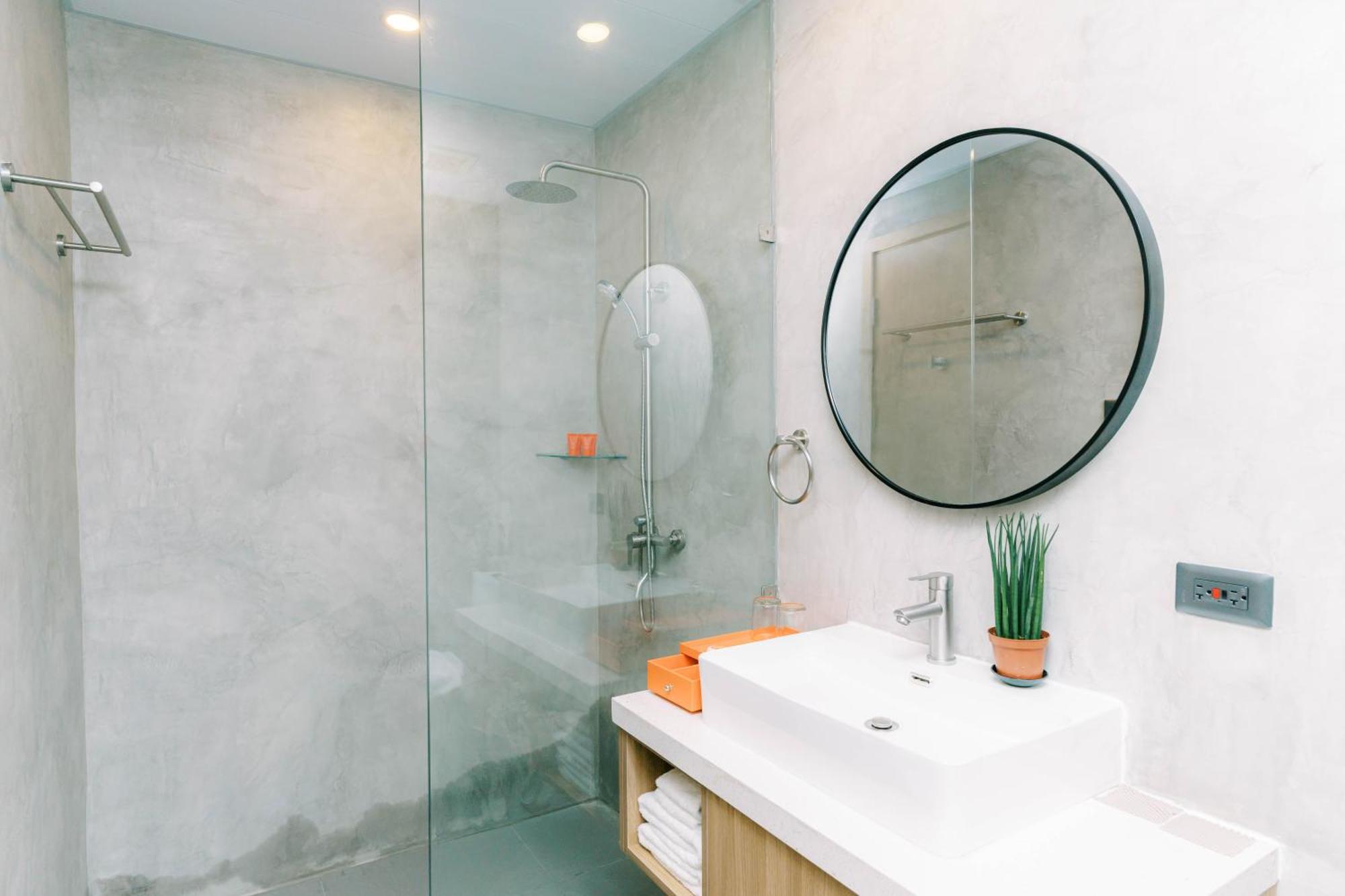 Levo Hotel Urdaneta Bagian luar foto